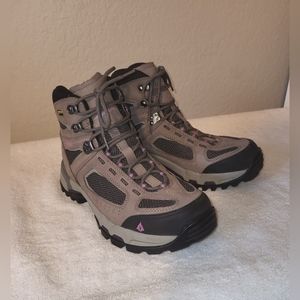 Vasque Water Resistant Hiking Boots